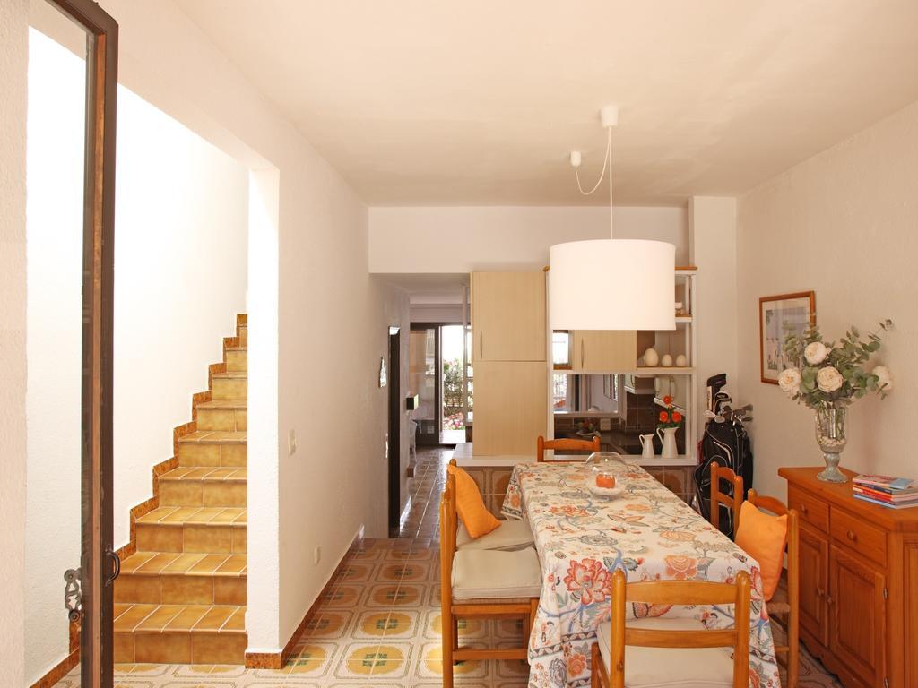 Casa Adosada En Platja De Pals By Apartaments Golf Room photo